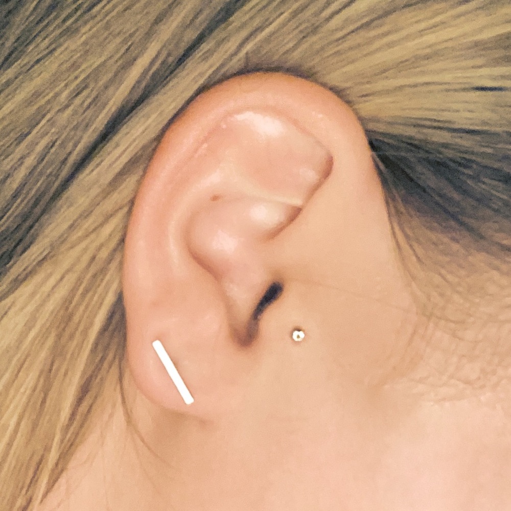 Silver toned alloy simple t bar earrings